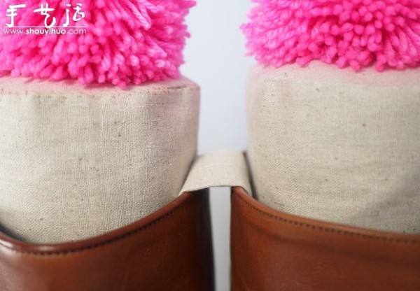 Tutorial on making handmade stuffing for boots