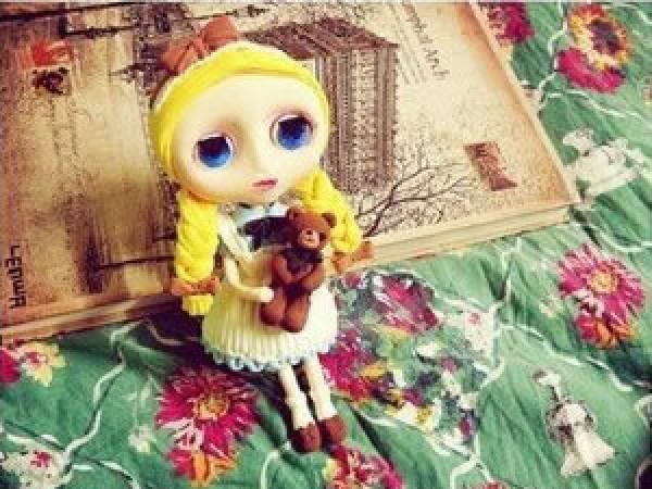 Cute Western little girl doll doll handmade from soft clay