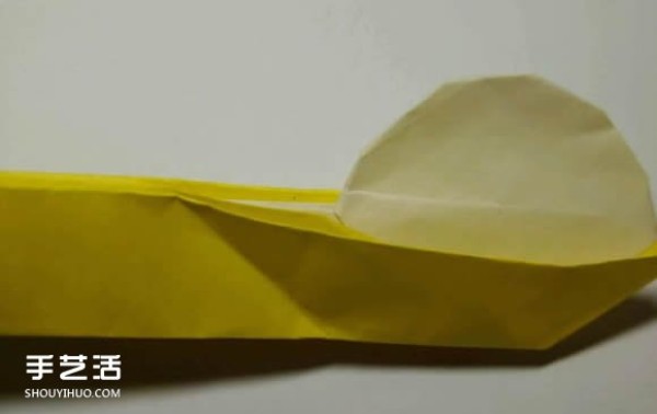 Illustrated tutorial on folding origami yuanxiao including a spoon for holding yuanxiao