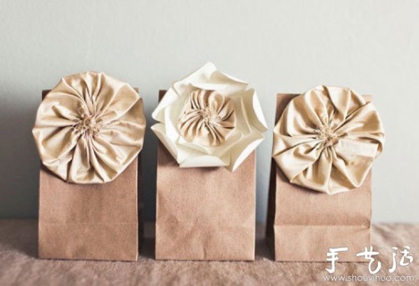 Creative gift packaging design conveys beautiful friendship and heart