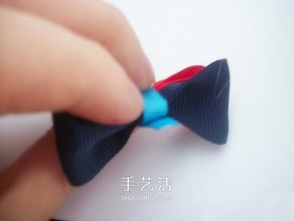 Homemade childrens bow hairpin, handmade DIY little girls bow hairpin