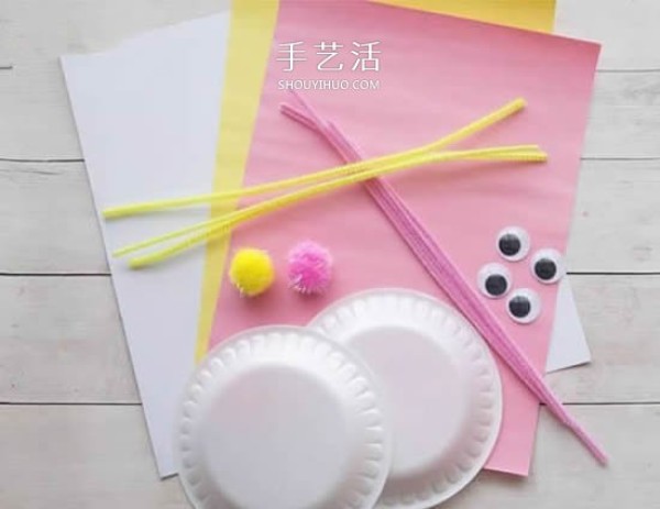 How to make a white rabbit in kindergarten by hand and make a rabbit from a paper plate