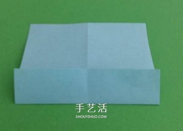 How to fold a simple triangular paper box, origami a paper box with a love lock