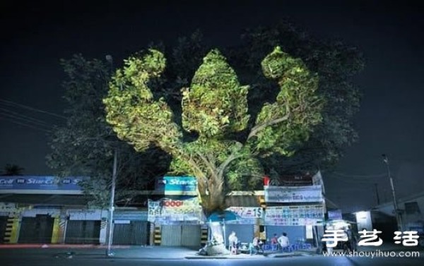 A bit scary 3D projection of trees