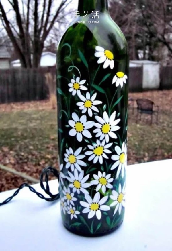 Creative handmade pictures of painted wine bottles, acrylic hand-painted glass bottles DIY