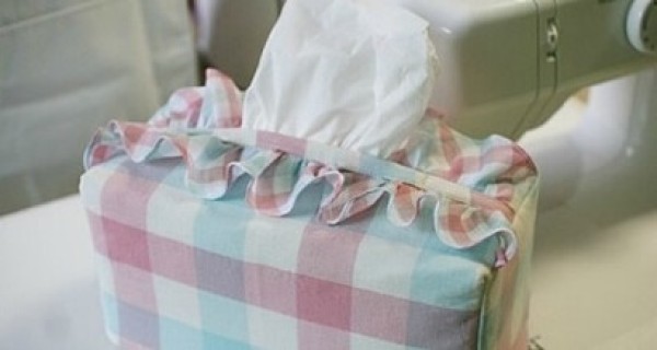 DIY tutorial for making fresh and funny fabric paper towel covers