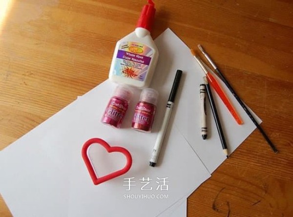 The simplest Mothers Day love card, even children in primary school classes can do it! 