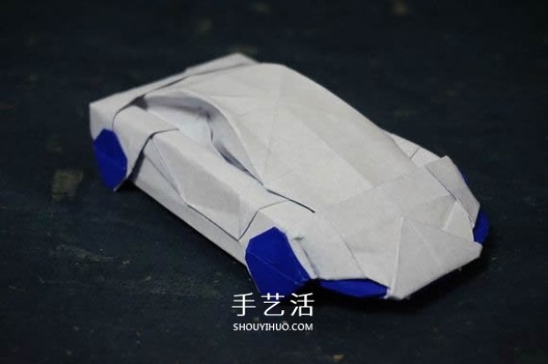 How to fold a complex three-dimensional sports car with detailed steps of origami sports car