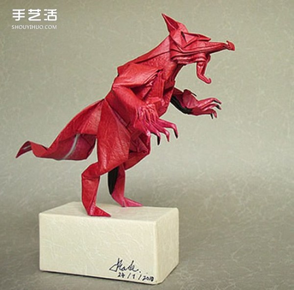 Origami Werewolf Illustrated Process Steps and Complex Werewolf Folding Tutorial