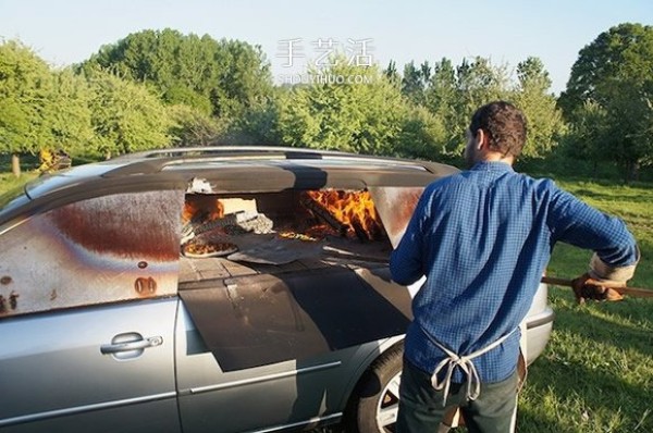 DIY old car pizza oven uses ordinary items to create extraordinary fun