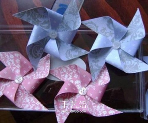 The simplest folding method of paper pinwheel with illustrations and cute childrens corsage DIY