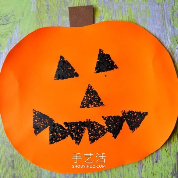 The simplest tutorial for children to make handmade Halloween pumpkin lanterns