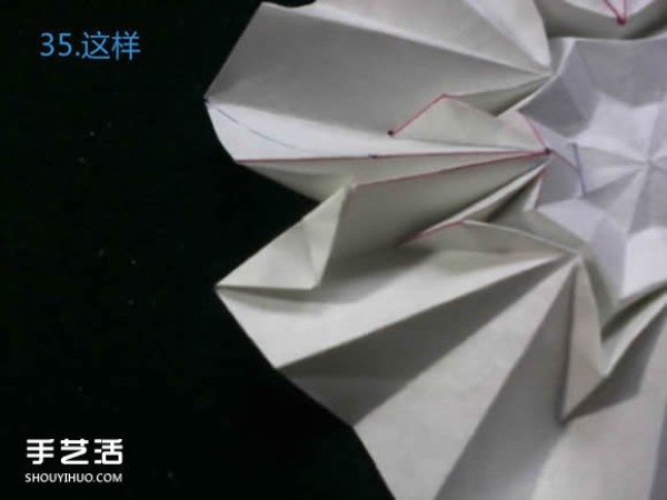 Three methods of origami with an eight-petaled flower, illustrated with a step-by-step diagram of the folding of an eight-petaled flower