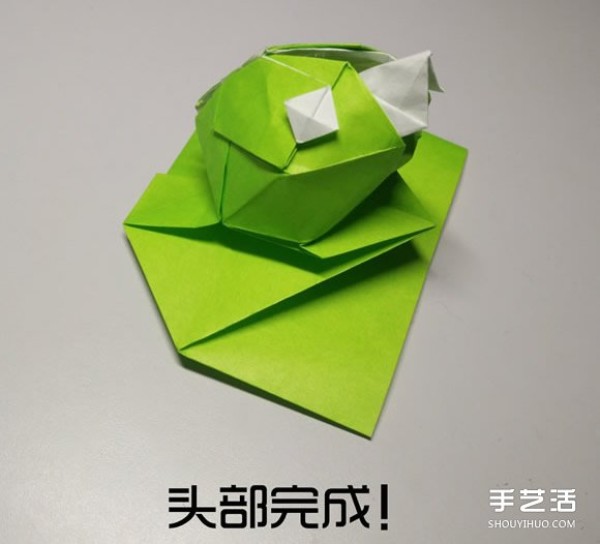 Three-dimensional duck origami step-by-step drawing and duck folding tutorial illustration