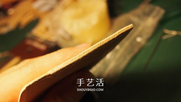 The most detailed leather art tutorial teaches you how to make a cowhide wallet step by step