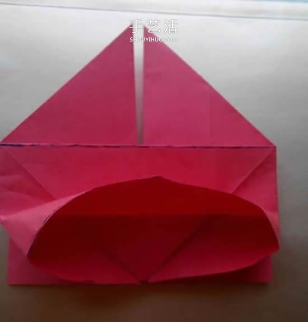 Childrens simple origami box tutorial: Illustration of the folding method of a tripod-shaped paper box