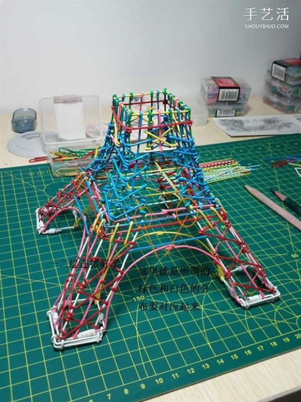 Eiffel Tower model making paper clips to make the Eiffel Tower tutorial