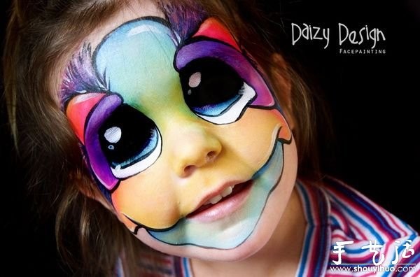 Paintings on childrens faces - "baby face"