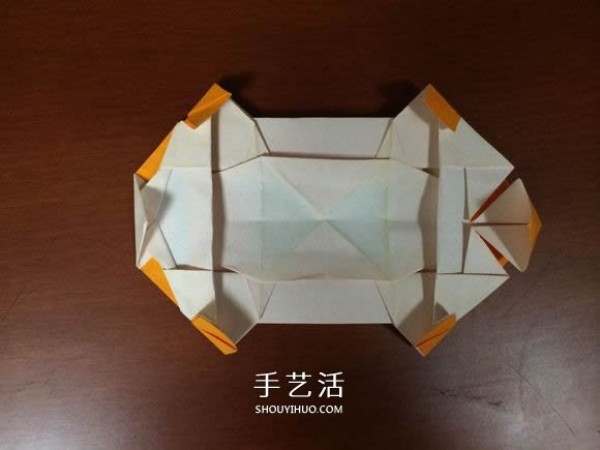 How to fold a complex three-dimensional sports car with detailed steps of origami sports car