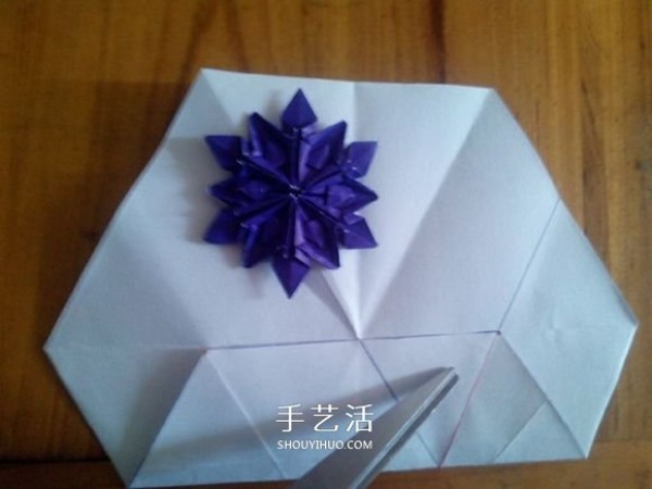 3D three-dimensional snowflake origami illustration, how to fold complex and exquisite snowflakes