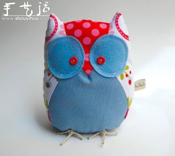 Cute cartoon fabric toys made from non-woven fabrics