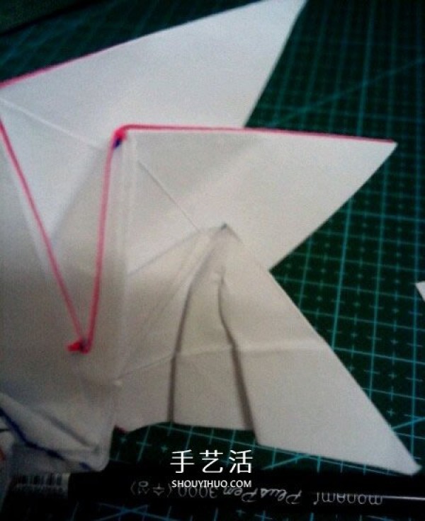 How to fold the six-winged seraphs heart origami with six-winged heart and illustration