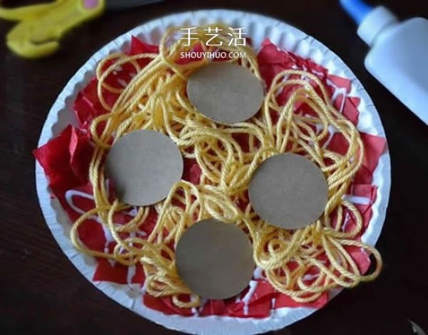 Make your own pasta! Childrens paper plate making noodles