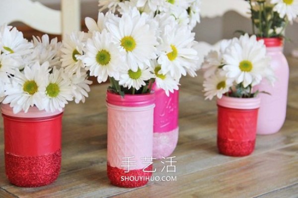 15 Charming Valentines Day Glass Jar Gift DIY Tutorial