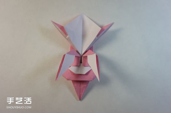 Origami Girls Step-By-Step Illustration and Complex Folding Tutorial for Girls