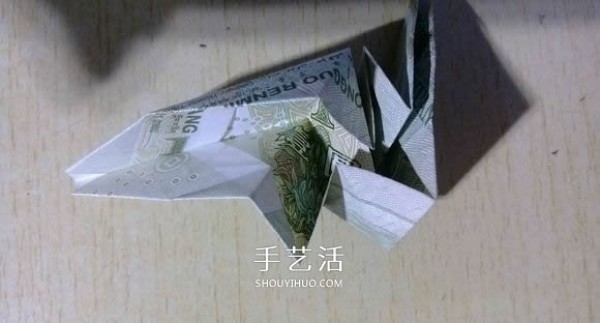 One-yuan banknote origami six-pointed star complex banknote six-pointed star folding method