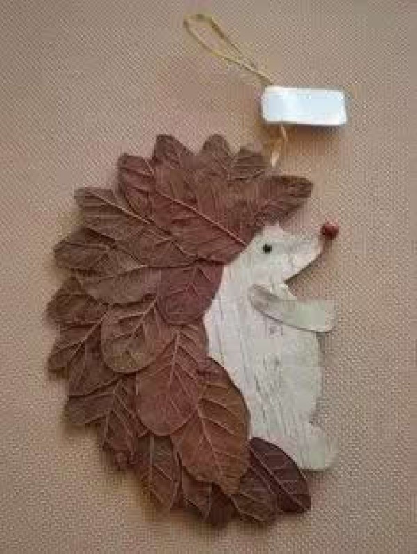 A collection of simple and beautiful leaf stickers for children