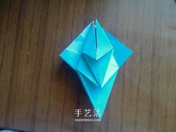 How to fold an eight-petal chrysanthemum and illustrate the 3D chrysanthemum origami tutorial for the Double Ninth Festival