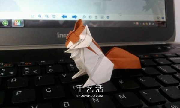 The origami method of complex small animal origami 3D squirrel with CP diagram