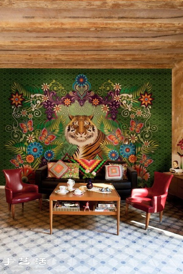 Latin American style home wallpaper and wall decoration