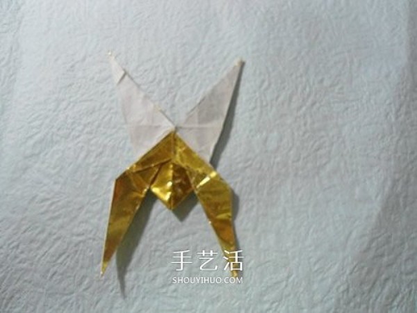 The basic origami method of HTQ butterfly, there are no steps for shaping it! 