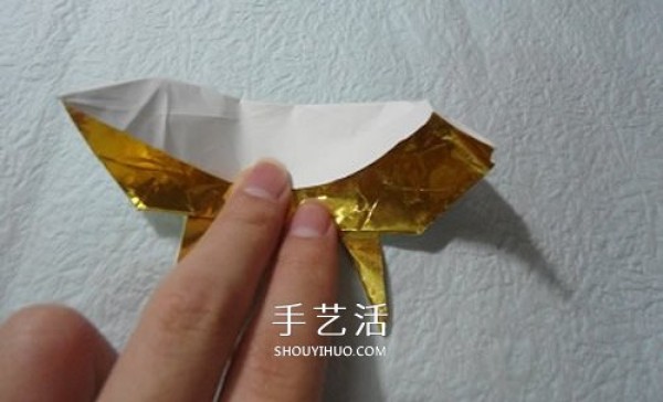 The basic origami method of HTQ butterfly, there are no steps for shaping it! 