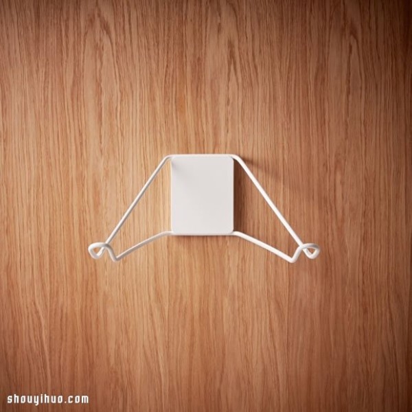 Pinchers minimalist bicycle hanger design