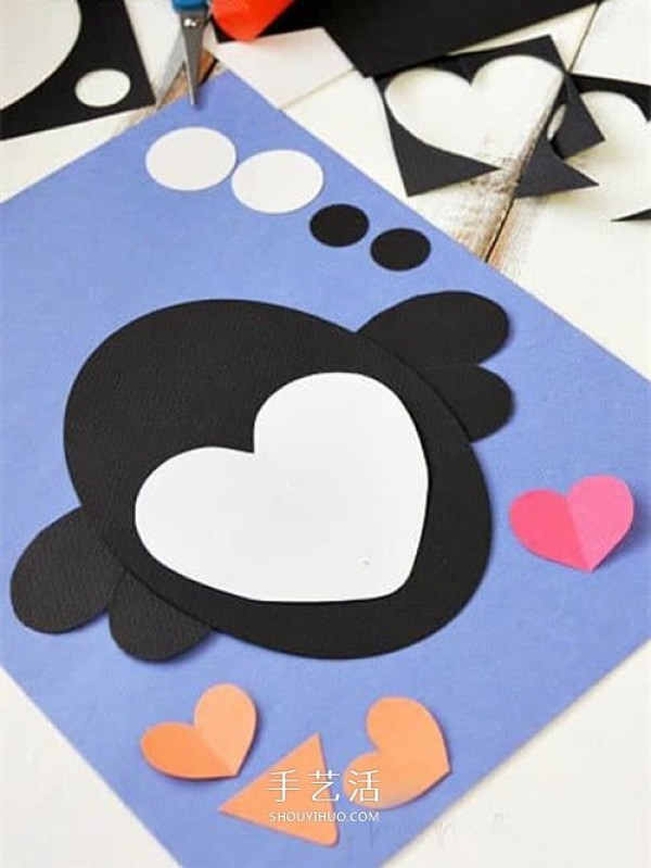 How to make a simple New Years greeting card, use cardboard to collage a cartoon penguin greeting card