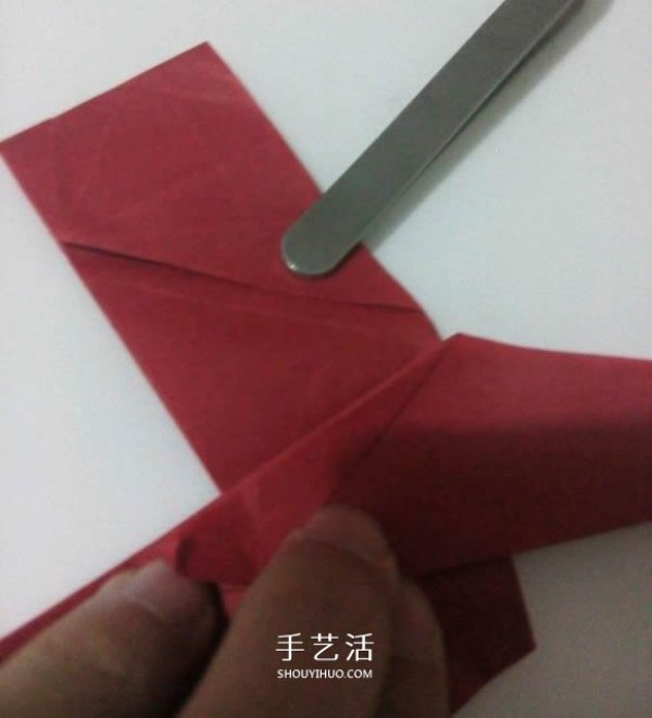 The process of folding the auspicious beast Kirin, the illustrated process of folding the Origami Tetsushi Kamiyas Kirin