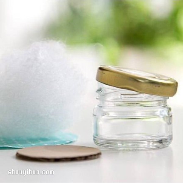 How to make cute pin plugs from waste glass jars by DIY