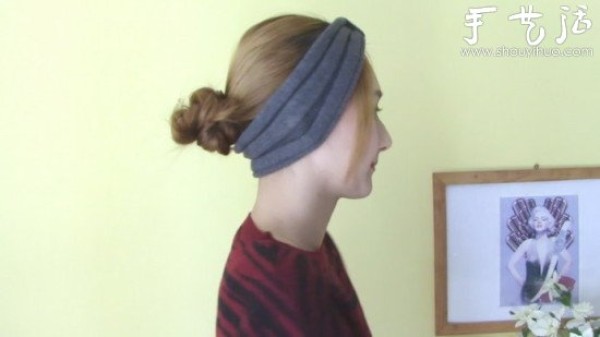 DIY the most fashionable winter hairstyle in 60 seconds