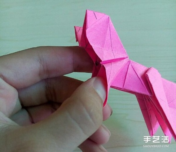 Hideo Komatsus Horse Origami Illustration, a Super Detailed Three-dimensional Horse Origami Tutorial