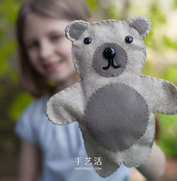 Homemade small animal hand puppets with illustrations of handmade animal hand puppets made of fabrics