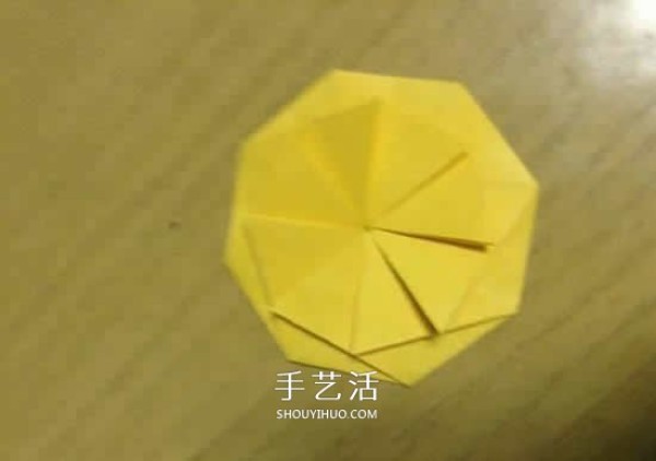 Sunflower origami step by step illustration and detailed method of origami sunflower