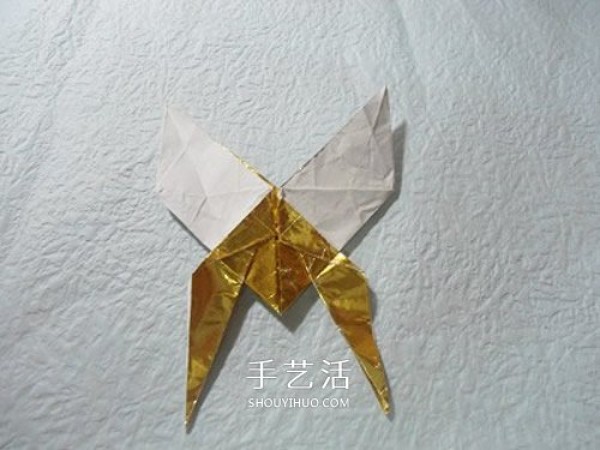 The basic origami method of HTQ butterfly, there are no steps for shaping it! 