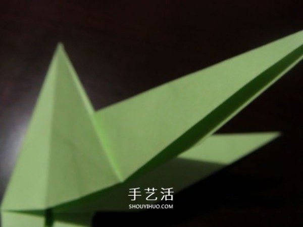 Handmade Crane Dance Origami Illustrated Tutorial: The folding process of three-dimensional paper cranes