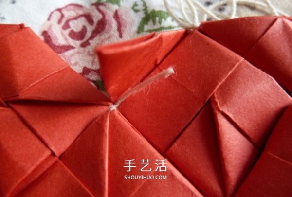 Creative Valentines Day Love Origami Illustrations of Folding Threads and Romantic Loves