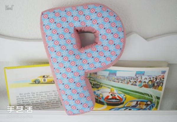 Creative alphabet pillow DIY tutorial handmade fabric English alphabet pillow