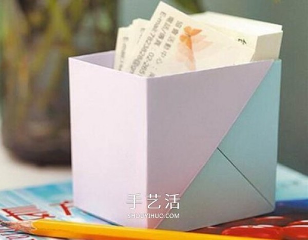 How to fold a storage box with two pieces of paper, origami a square two-color storage box