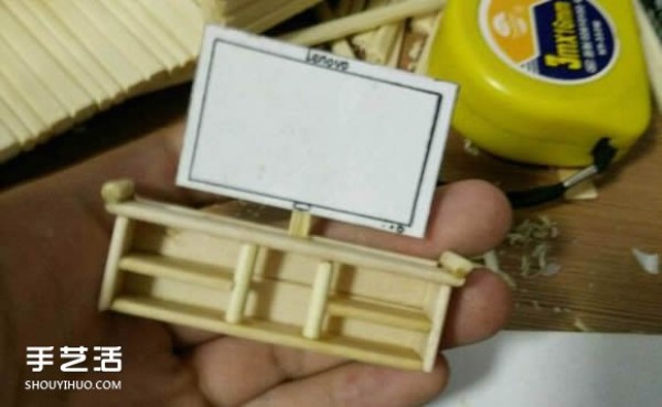 Disposable chopsticks are used to hand-make a life-like villa model, the steps are complete! 